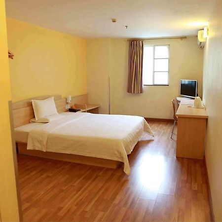 7Days Inn Guangzhou Shijing Jinbi Xincheng المظهر الخارجي الصورة