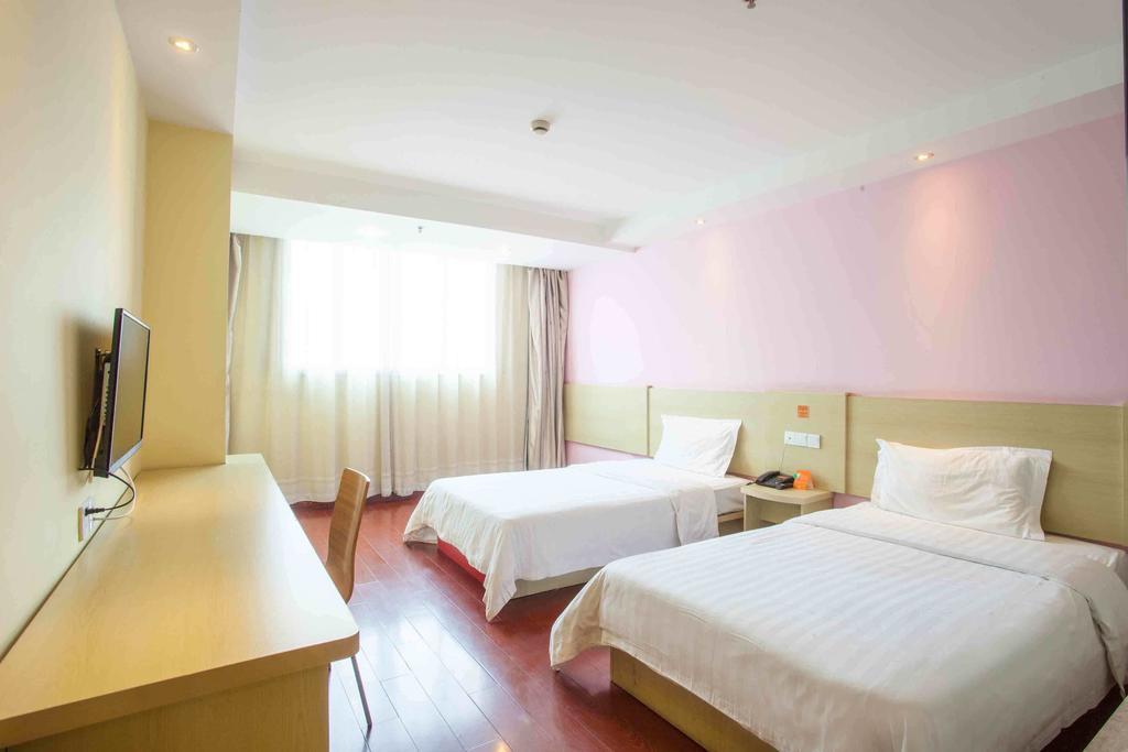 7Days Inn Guangzhou Shijing Jinbi Xincheng الغرفة الصورة