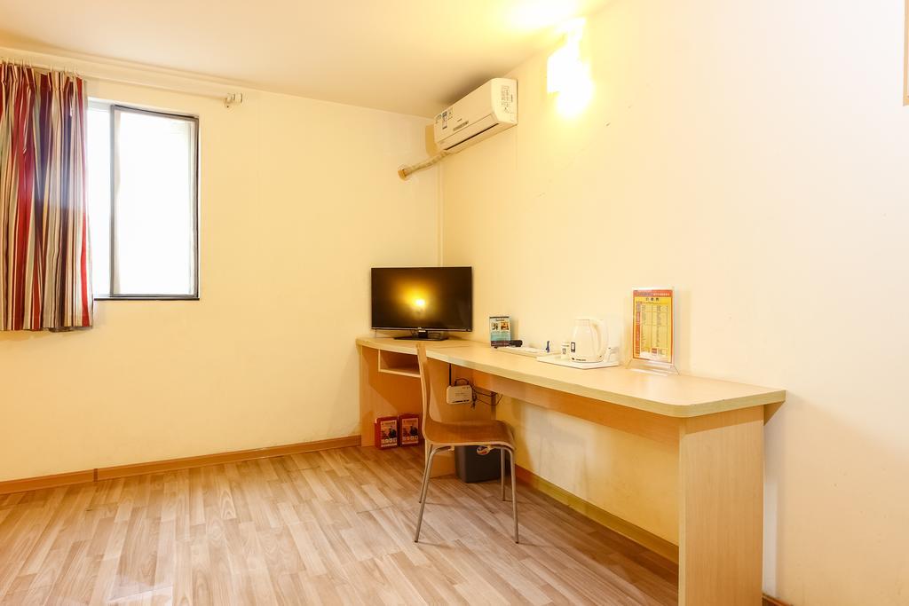 7Days Inn Guangzhou Shijing Jinbi Xincheng المظهر الخارجي الصورة