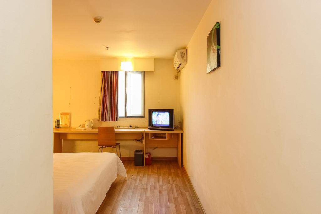 7Days Inn Guangzhou Shijing Jinbi Xincheng المظهر الخارجي الصورة